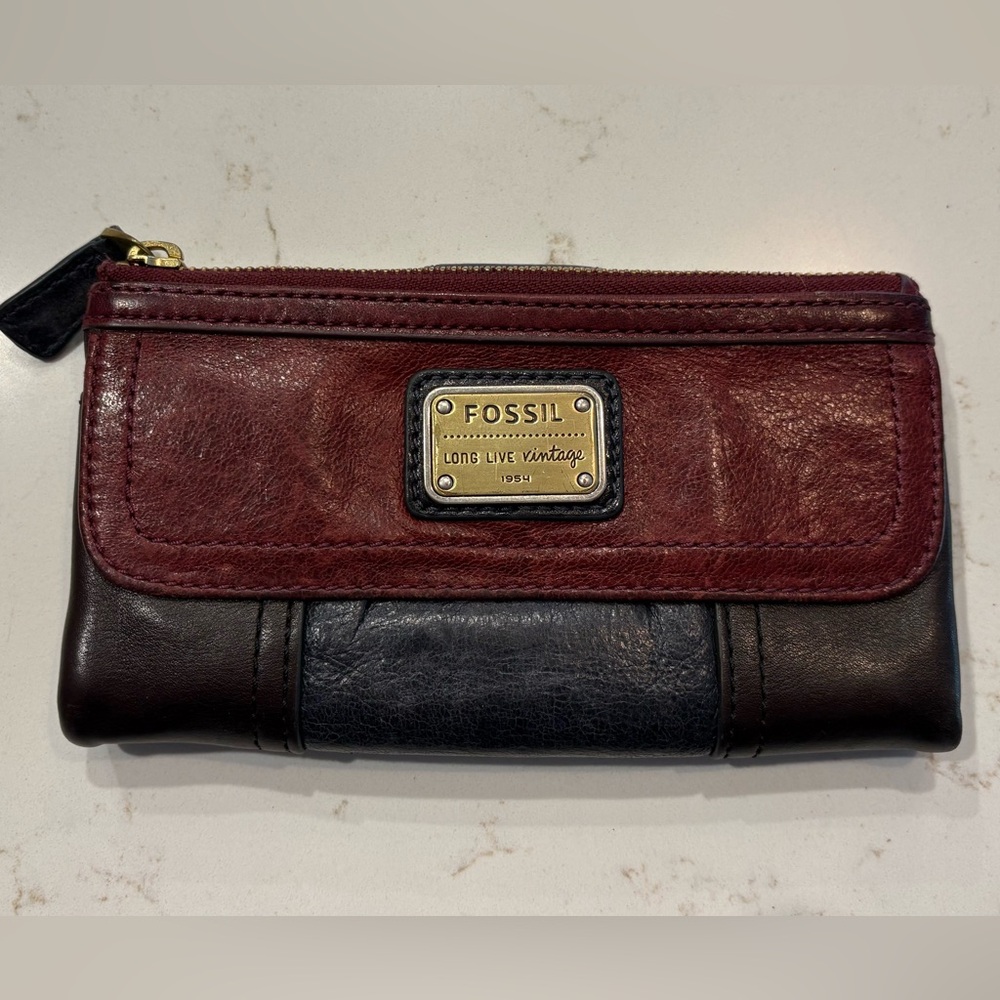 Fossil Two-Tone Leather Wallet - Burgundy & Black
